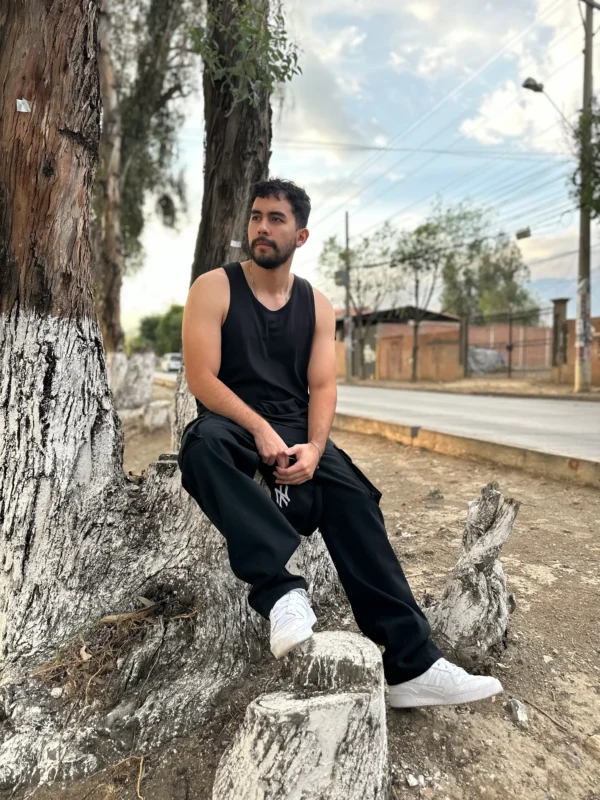 Solera Clasica Negra