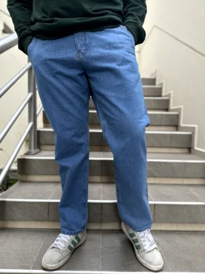Jean Baggy color Celeste