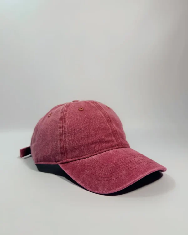 Mesa de trabajo 7 Gorra Básica Vintage - Rojo Apagado